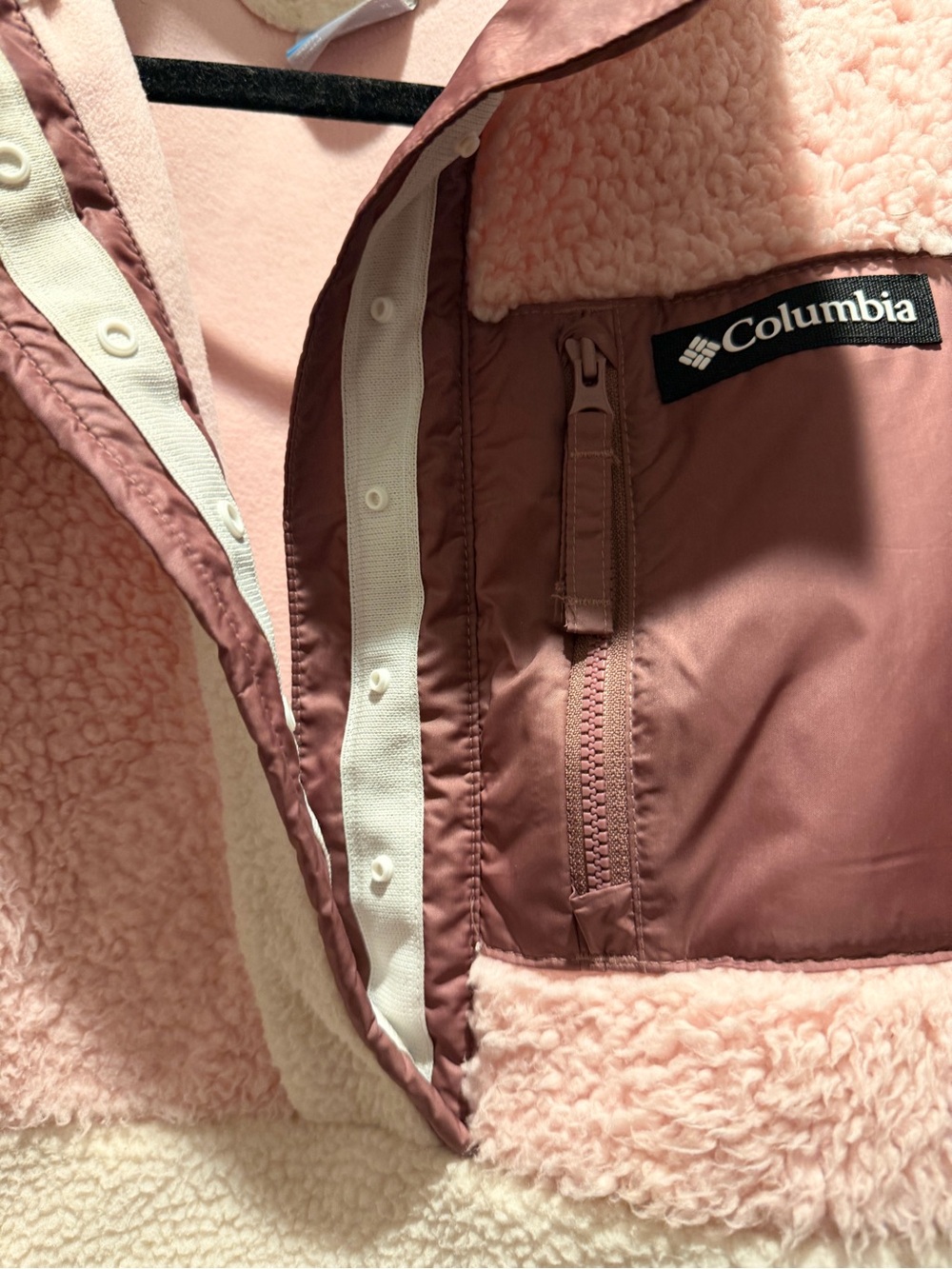 Columbia Women’s Dusty Rose & Cream Sherpa Teddy Jacket
